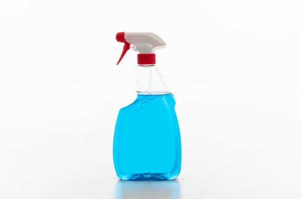 اكتشفي 16 مهمة غير شائعة يقوم بها ملمع الزجاج في العناية بمنزلك