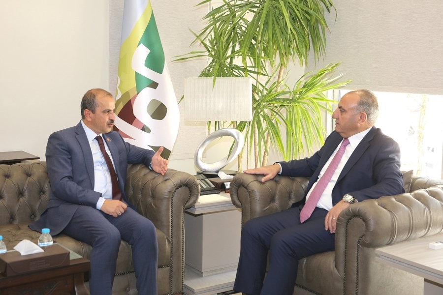 امين عمان يلتقي السفير التركي ويبحث معه سبل تعزيز التعاون