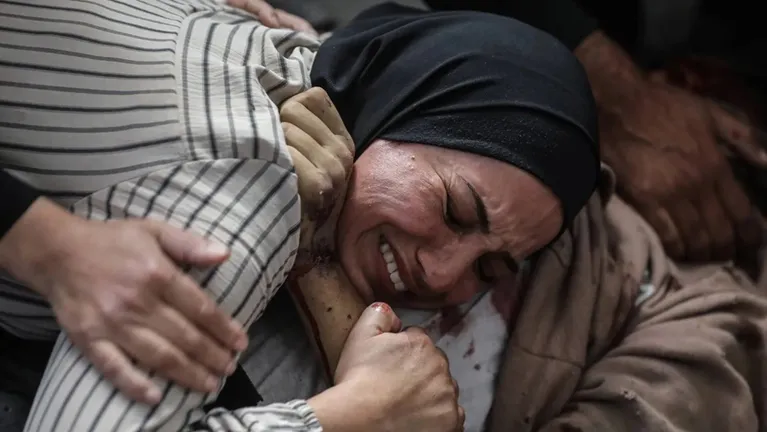 «العفو الدولية»: «العالم يشاهد مباشرة على الهواء إبادة» ترتكبها إسرائيل في غزة