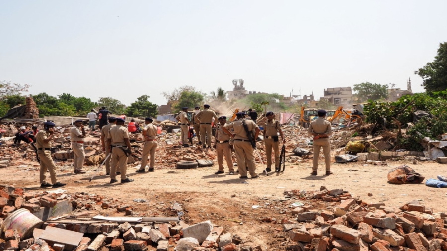 أ ف ب: رئيس الوزراء الهندي يمنح الجيش حرية التحرك للرد على اعتداء كشمير