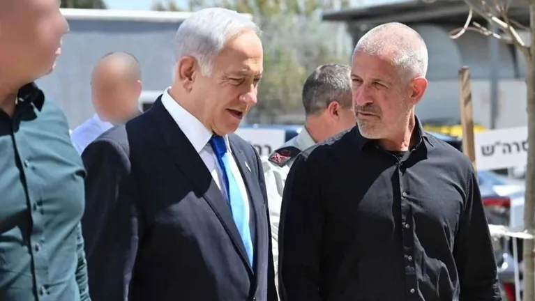 نتنياهو يتراجع عن إقالة رئيس الشاباك