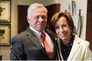 الملك ينعم على الأميرة بسمة بنت طلال