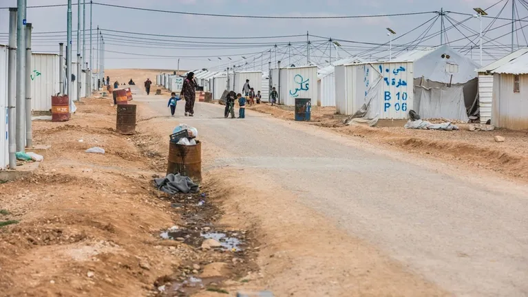 منظمات تدعو لتعزيز دعم الاجئين السوريين في مخيم الأزرق