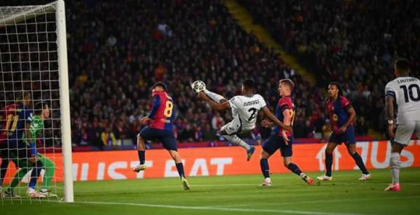 برشلونة يتعادل مع إنتر ميلان في لقاء مثير بدوري الأبطال