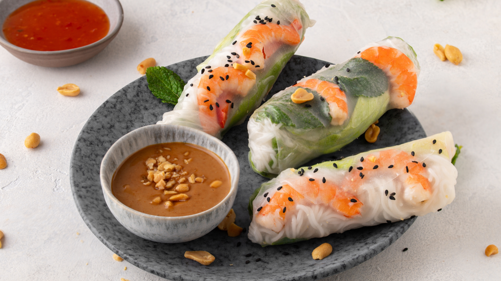 لفائف الأرز الفيتنامية وصفة سهلة وسريعة بمكونات بسيطة