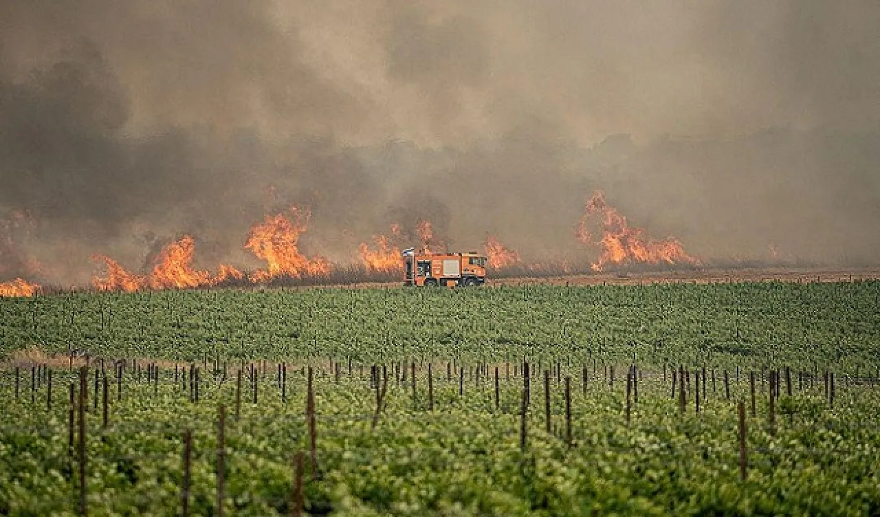 تجدد حريق اللطرون في جبال القدس