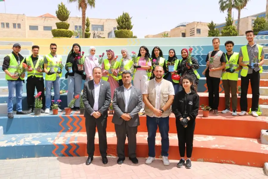 جامعة الزرقاء تنظّم فعالية بيئية بعنوان إحياء الجمال البيئي