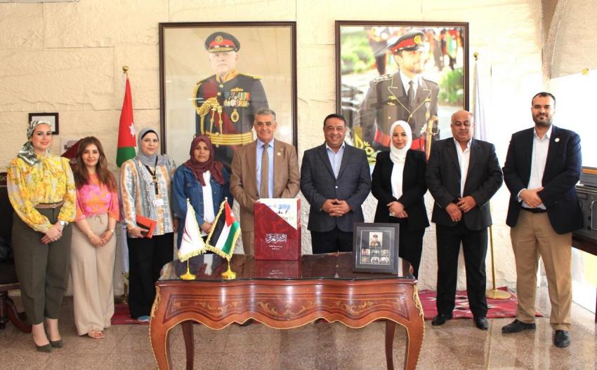 بالصور...العياصرة يلتقي ورئيس مجلس ادارة البريد الأردني