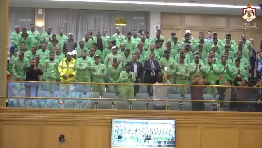 الصفدي لـ عمال الوطن: تحية اعتزاز لكل جهد ويد تعطي وتعمل بإخلاص