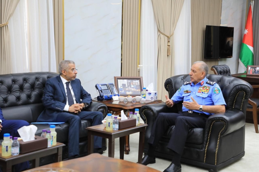 المعايطة يؤكد أهمية التعاون بين أجهزة الأمن العربية في تطوير آليات إنفاذ القانون