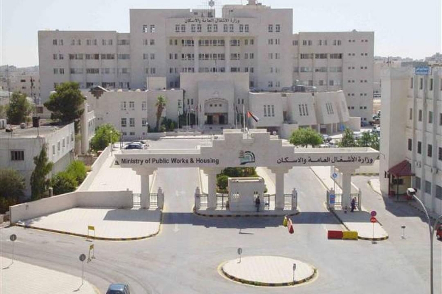 الأشغال تكشف عن مشاريع طرق استراتيجية في عجلون واربد والسلط