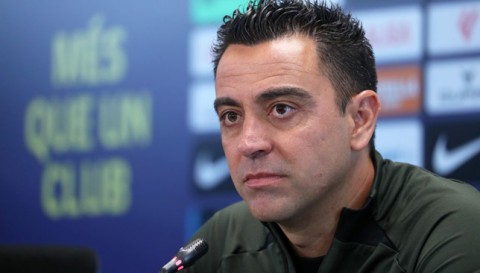 غصة في حلق نجم برشلونة بسبب تشافي