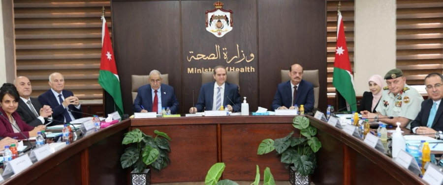 وزير الصحة يترأس اجتماع اللجنة التوجيهية لإعداد استراتيجية القطاع الصحي