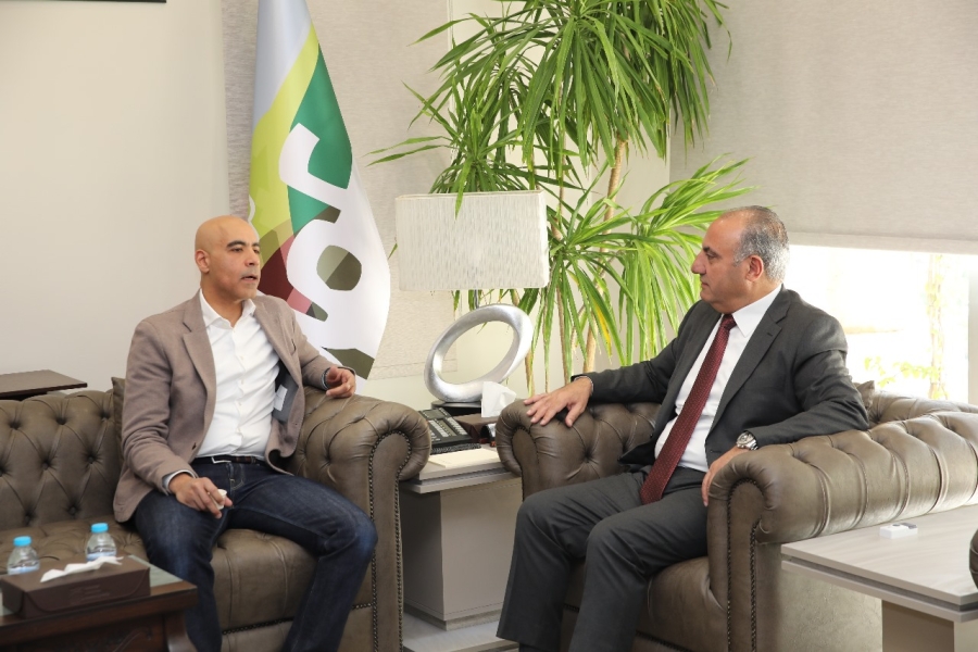 الأمانة وشركة زين تبحثان سبل تعزيز التعاون