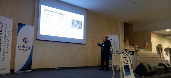 مشاركة فاعلة لجامعة الزرقاء في مؤتمر ICBASET الدولي بتركيا