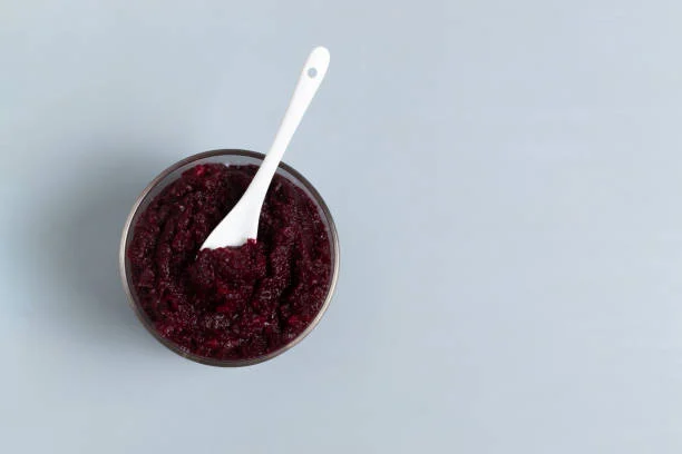 مقشرات طبيعية تخلصك من الجلد الميت وتغذي البشرة.. الجزر والبنجر الأبرز