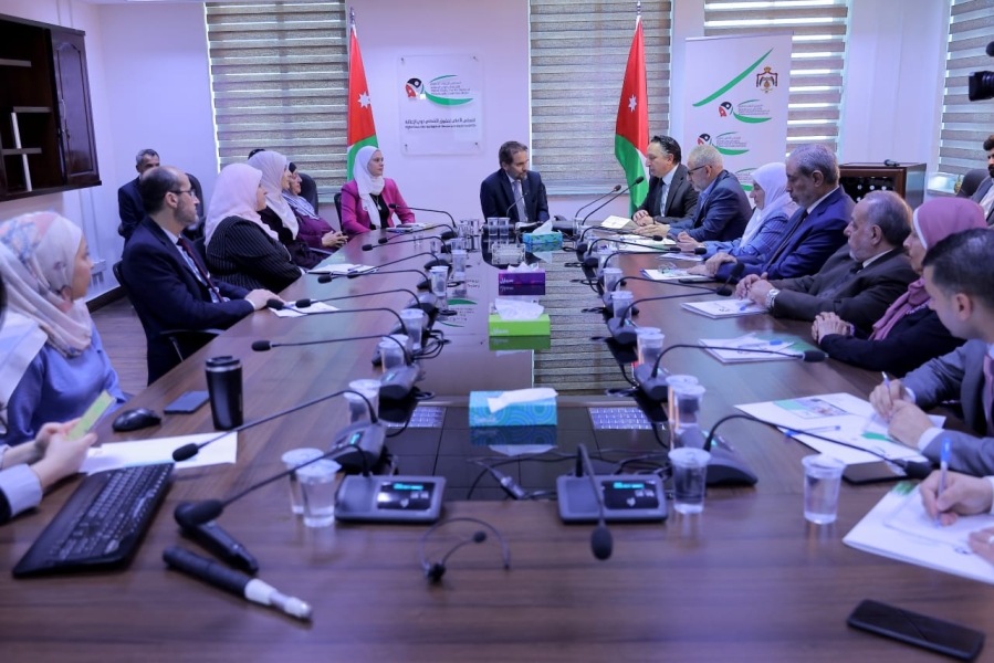 الأمير مرعد يلتقي لجنة العمل والتنمية الاجتماعية والسكان النيابية