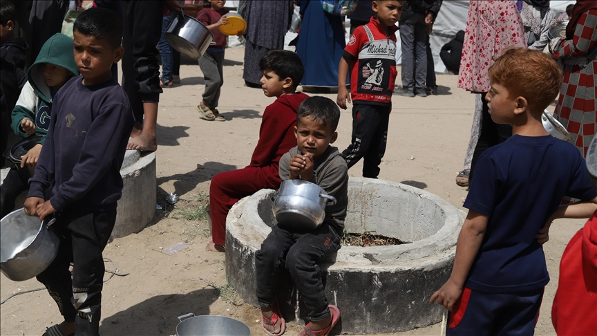 الأونروا: إسرائيل تنتهج سياسة تجويع متعمدة بغزة وتستخدم المساعدات الإنسانية سلاحا