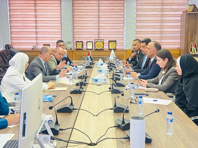 اجتماع تنسيقي لتعزيز التعاون بين شركات الكهرباء والبلديات