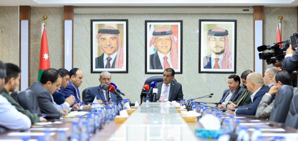 الإدارية النيابية تبحث أوضاع موظفي المكافأة الجزئية في وزارة الشباب