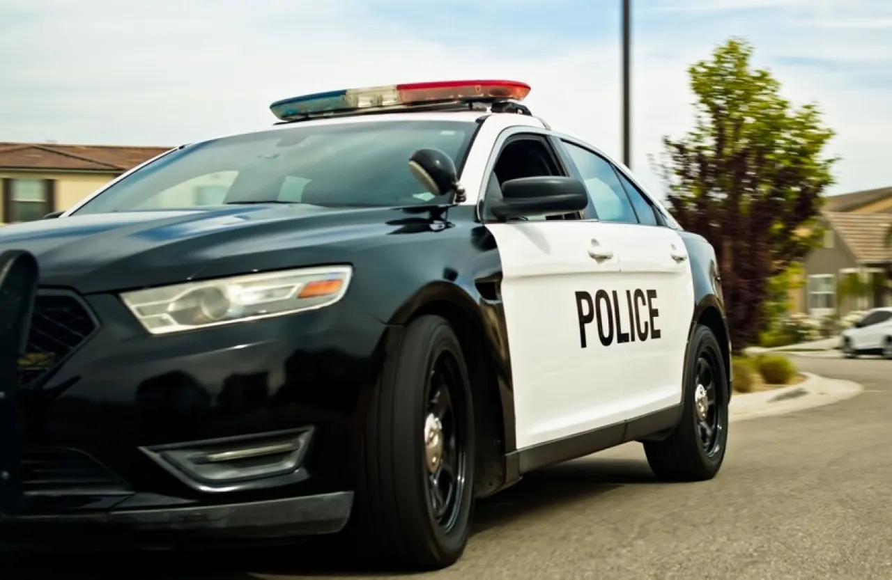 ممرضة أمريكية تعذب بوحشية شابة من ذوي الاحتياجات الخاصة .. وكاميرات المراقبة تكشف السر