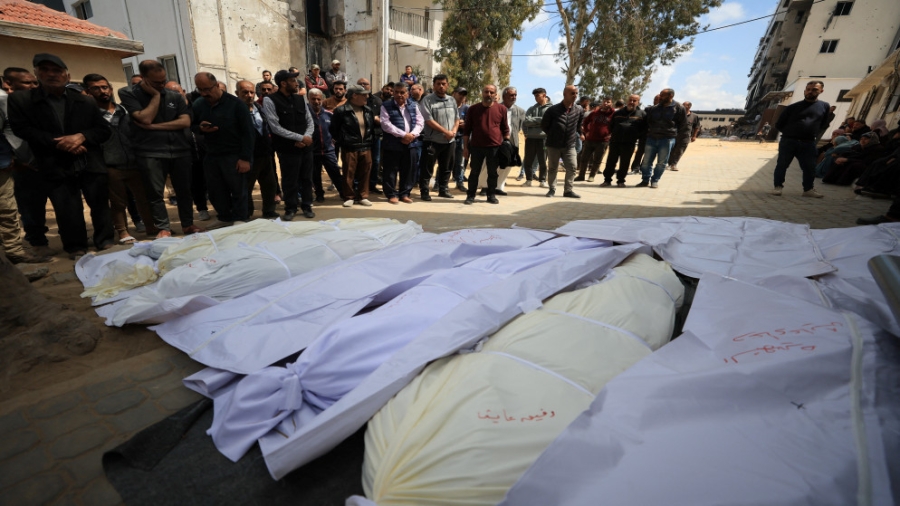 15شهيداء بينهم أطفال إثر قصف الاحتلال مدرسة تؤوي نازحين في جباليا