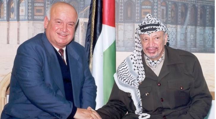 وفاة القيادي الفلسطيني البارز زكريا الآغا عن عمر ناهز 83 عامًا