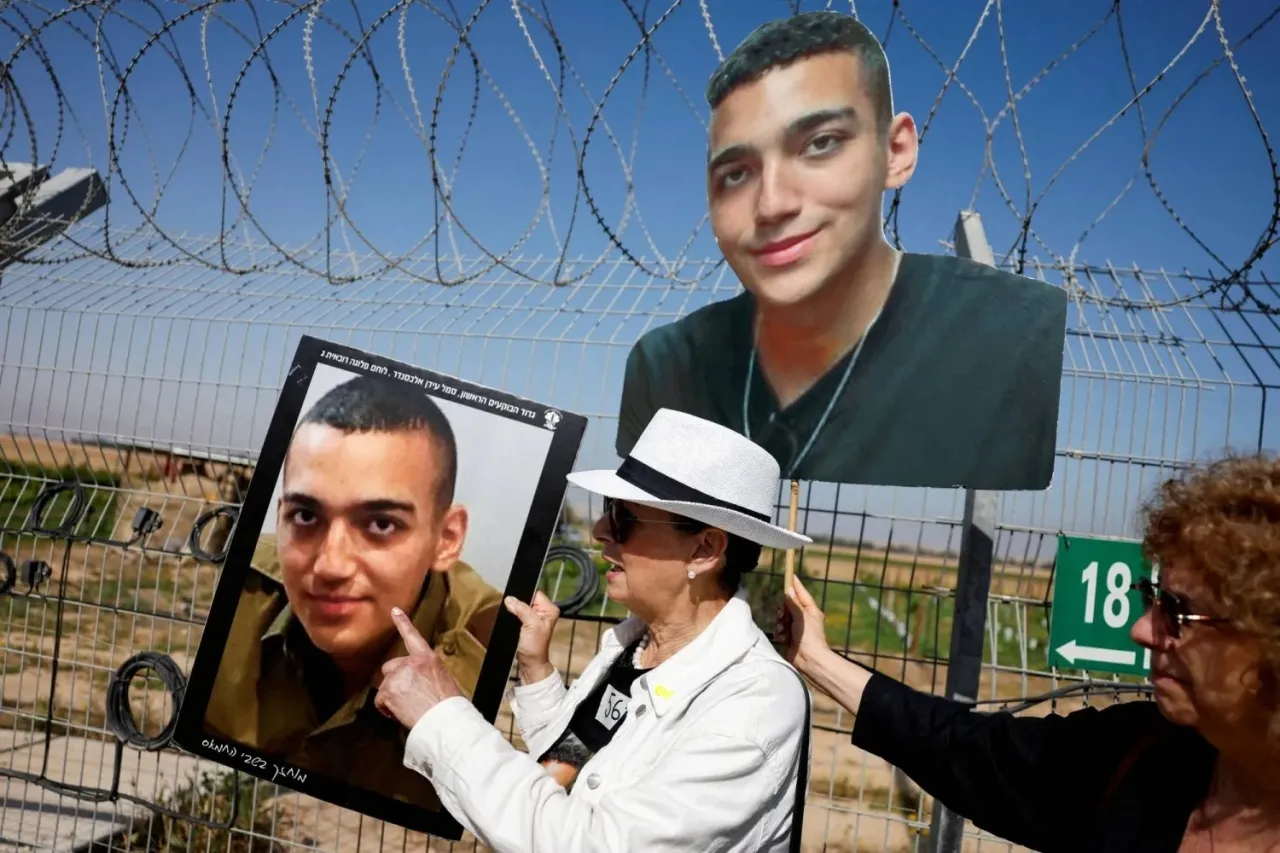 الاحتلال يستعد لتسلّم عيدان ألكسندر في خان يونس