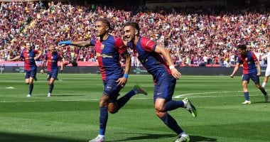 سيناريوهات تتويج برشلونة بلقب الدوري الإسباني