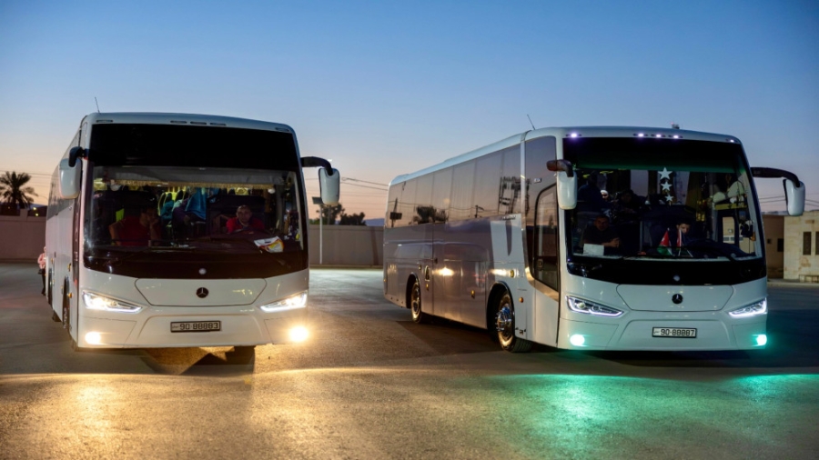 القوات المسلحة تخلي 4 أطفال غزيين مصابين بالسرطان