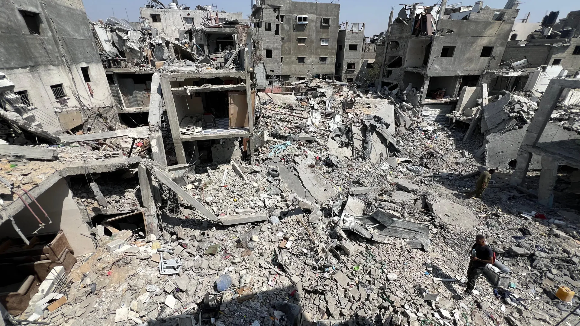 مقتل مستوطنة إسرائيلية وإصابة آخر بجروح في عملية إطلاق نار قرب سلفيت