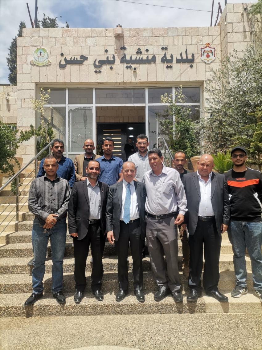 بالصور...وزير الإدارة المحلية يتفقد بلديات بلعما ومنشية بني حسن ورحاب