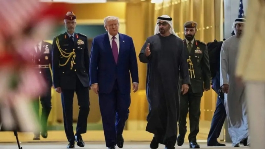 المتحدثة باسم البيت الأبيض تصف زيارة ترامب للإمارات بـ التاريخية
