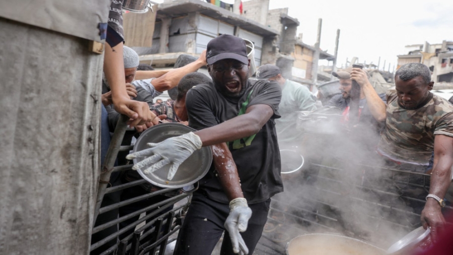 هيومن رايتس ووتش: الحصار الإسرائيلي في غزة أصبح أداة للإبادة