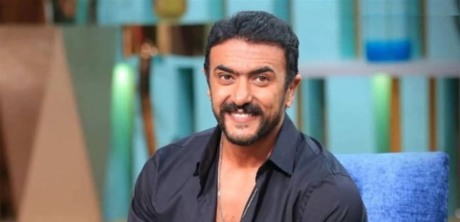 تغيّر كثيراً.. أحمد العوضي يُفاجىء الجمهور بـ نيولوك! (صورة)