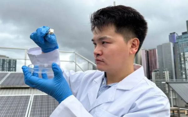 ابتكار إسفنجي ذكي لاستخلاص الماء من الهواء