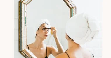 5 خطوات سهلة وأساسية لمكياج صباحى فى الشغل.. متوازن وجذاب