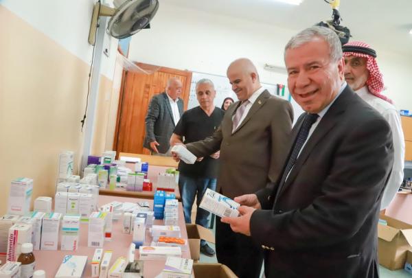 مستشفى المقاصد: معالجة 621 مراجعا في يوم طبي مجاني بلواء الوسطية