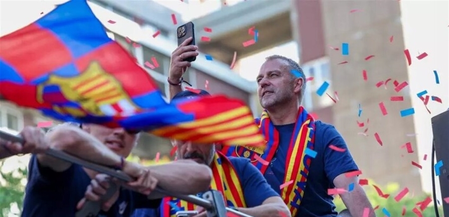 بعد حصد اللقب.. برشلونة يجهز مفاجأة جديدة لهانز فليك