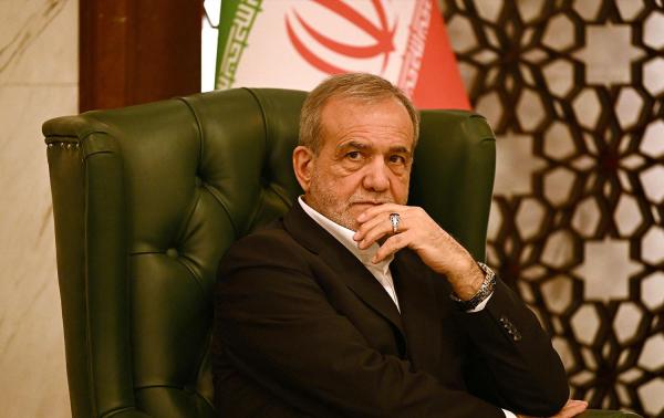 الرئيس الإيراني عن ترامب: لا نخشى التهديد لكن لا نسعى للحرب