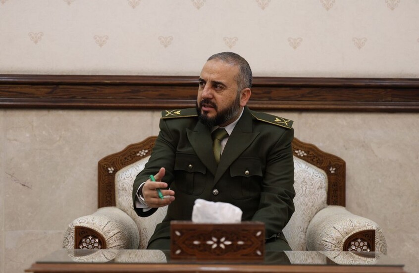 وزير الدفاع السوري يمهل 10 أيام لالتحاق ما تبقى من مجموعات عسكرية بالوزارة ويتوعد المخالفين