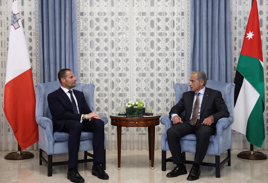 رئيس الوزراء ونظيره المالطي يؤكدان الحرص على تطوير العلاقات بين البلدين في المجالات كافة