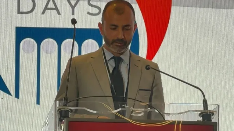 أكاديمي أردني يحصل على جائزة أفضل ملخص بحثي في مؤتمر طبي دولي في إيطاليا