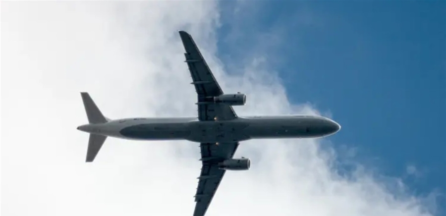 كان على متنها 199 راكباً .. رحلة تحلّق بدون طيار لـ10 دقائق !