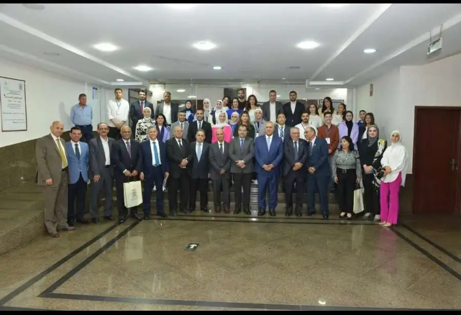 جامعة البترا تكرم نقابة الصحفيين في ندوة حول حرية الصحافة والمسؤولية الإعلامية (صور)