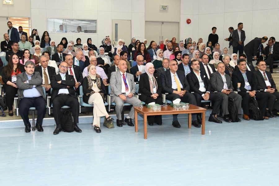 انطلاق مؤتمر المواد المتقدمة الدولي في العلوم والتكنولوجيا
