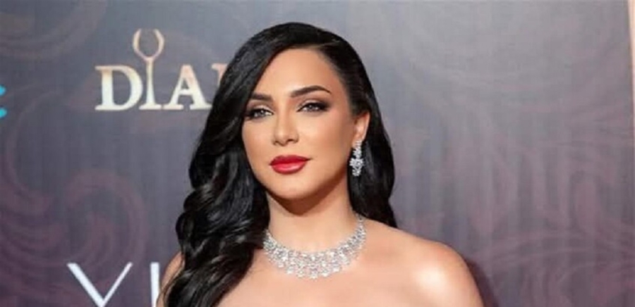 بعد شطبها من نقابة الفنانيين السوريين.. قرار جديد بحق سلاف فواخرجي!؟