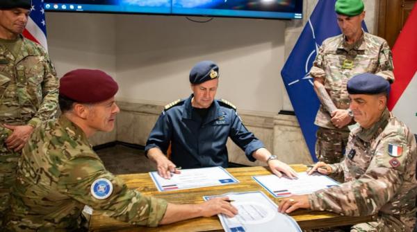 فرنسا تتسلّم قيادة بعثة الناتو في العراق خلفًا لهولندا