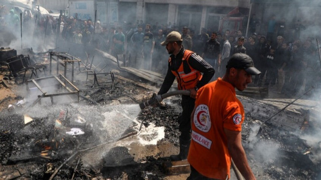 إصابة 3 من طواقم مستشفى العودة في قطاع غزة بقصف إسرائيلي