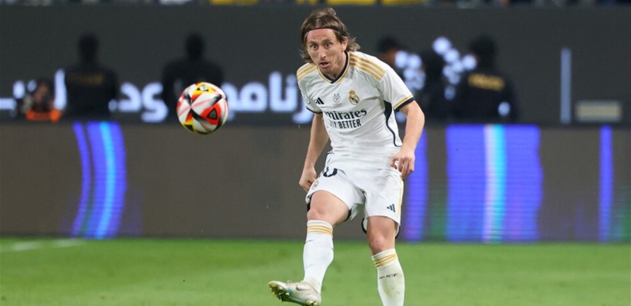 مقرب من مودريتش يكشف كواليس مغادرة الريال